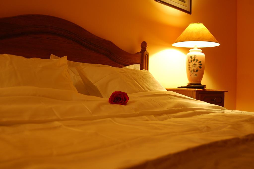 Bucharest Boutique Accommodation By Hotels Room photo