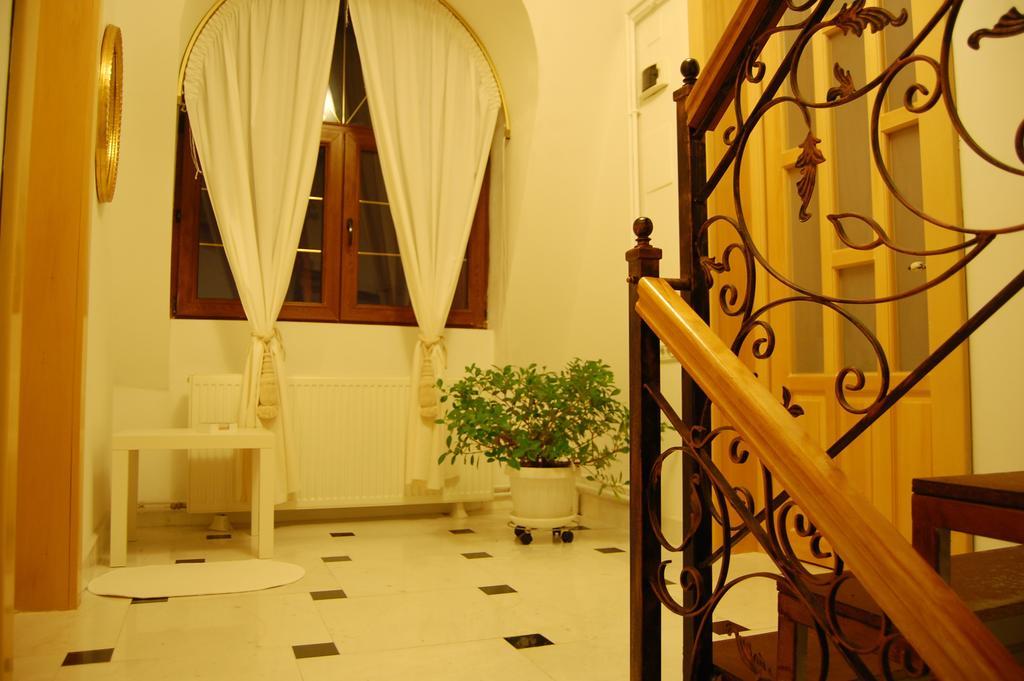 Bucharest Boutique Accommodation By Hotels Room photo